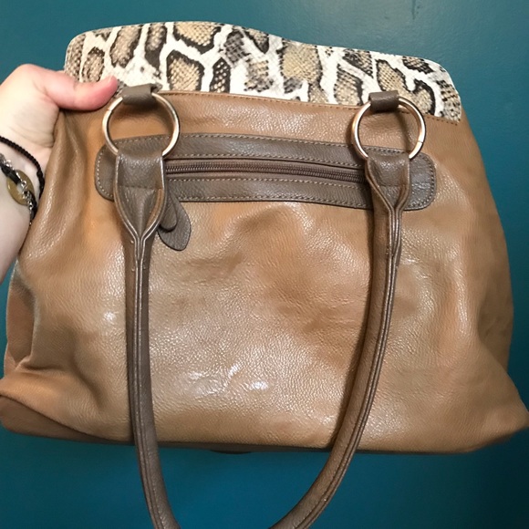 Tan with snakeprint shoulder purse, medium size - Picture 2 of 5